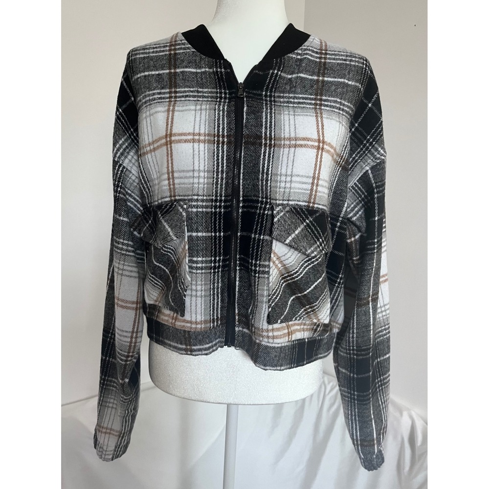 Madden Girl Plaid Bomber Jacket Junior Large Black White Cropped Streetwear